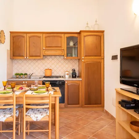 度假居 Stazzu Casagliana By Interhome *